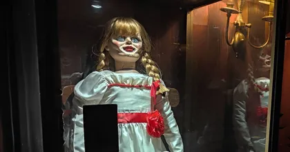 [รีวิว] ร่วมสัมผัสบรรยากาศความหลอนไปใน The Conjuring Universe Tour นิทรรศการ Interactive จากจักรวาลภาพยนตร์สยองขวัญระดับโลก !