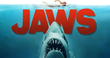 จะกล้าดูไหม? Jaws เปิดฉายรอบพิเศษที่แฟน ๆ ต้องลงไปแช่น้ำทะเล ณ สถานที่ถ่ายทำจริง เพื่อสัมผัสประสบการณ์สุดระทึก